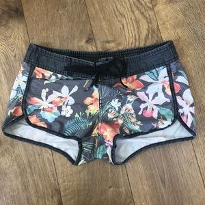 Hurley Tropical Black Shorts